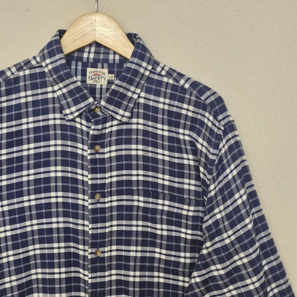 Faherty Long Sleeve Button Down XL